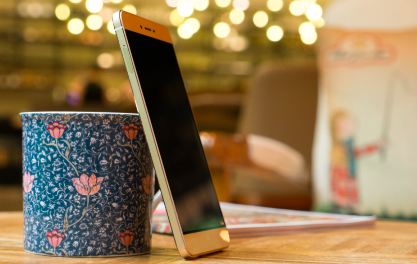 手机类金立M6在快手的营销案例