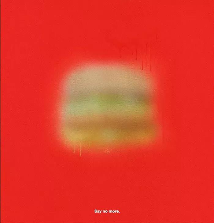 经典到不用我说我是谁了。不过一般只有自信的品牌，才敢这么操作。这种自信源于，你的品牌必须在消费者已经占据不可取代的地位。