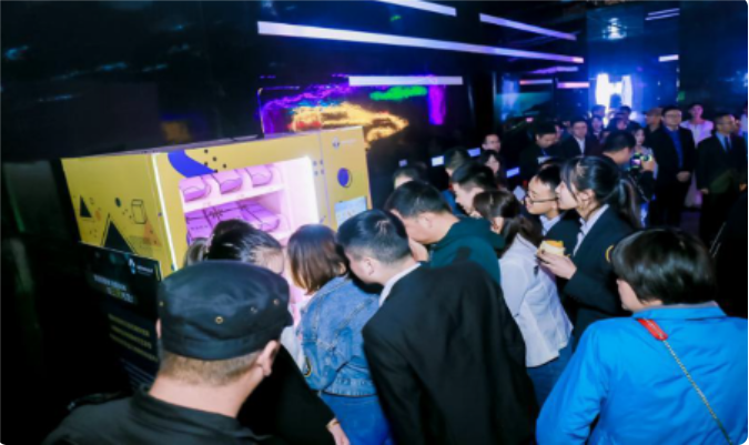 腾讯新闻广告原创社交实验 IP，圈粉社恐年轻人