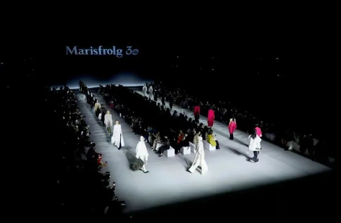 微信小程序广告销售额暴涨5000%，玛丝菲尔在微信起飞了？