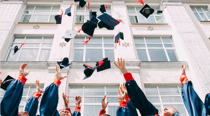 微信原生广告+合约锁量，轻松实现强曝光高访校