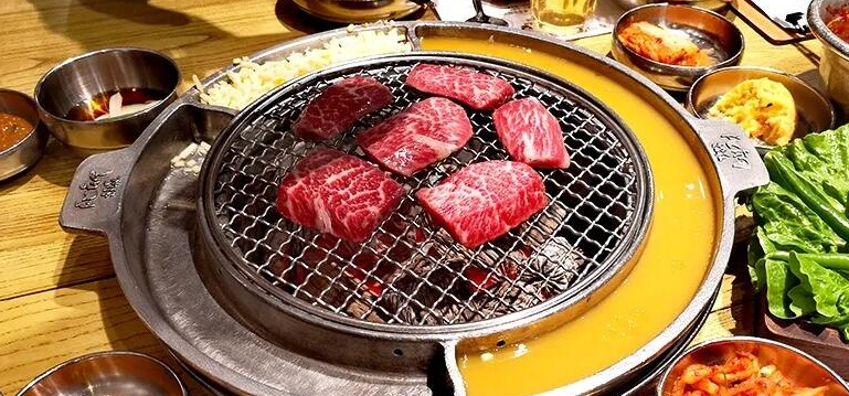 创意形式可单图或者创意宫格拼图